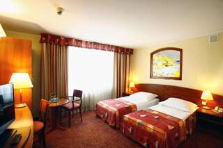 Отель Hotel Prezydencki 3-star Жешув Двухместный номер с 1 кроватью или 2 отдельными кроватями-2